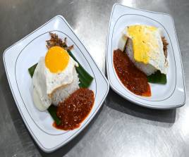 Nasi Lemak Tambah